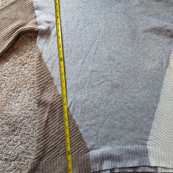 Maurices Clorblock Cowl Neck Tunic Pullover Size Medium M - Picture 7 of 8